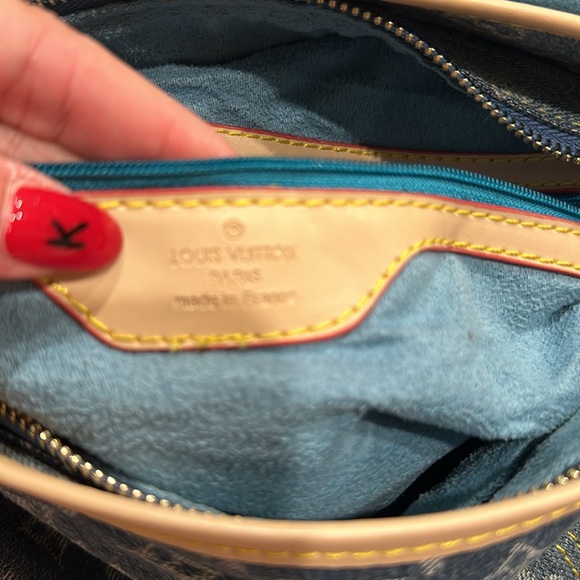 Jean bag. - Picture 2 of 7